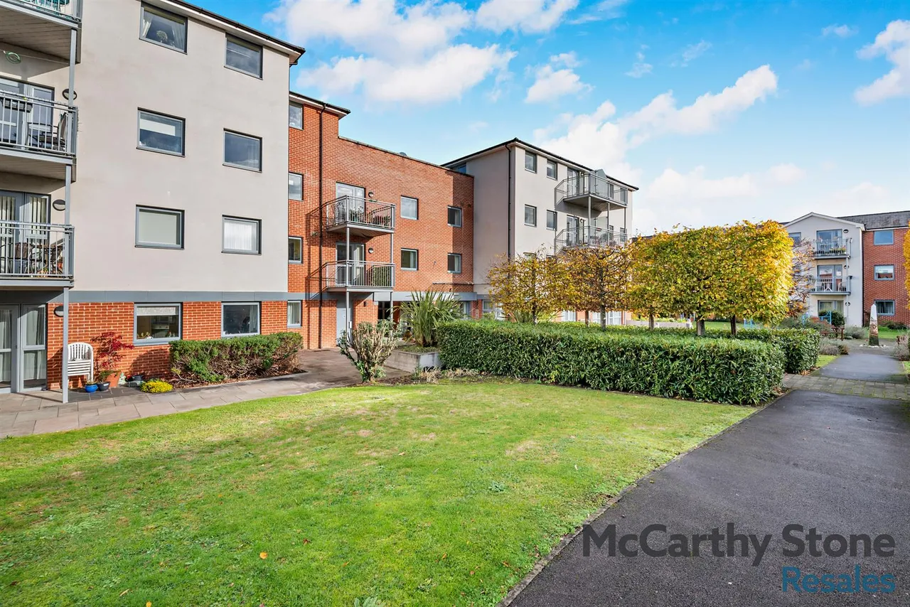 New Road, Basingstoke, RG21, photo 22