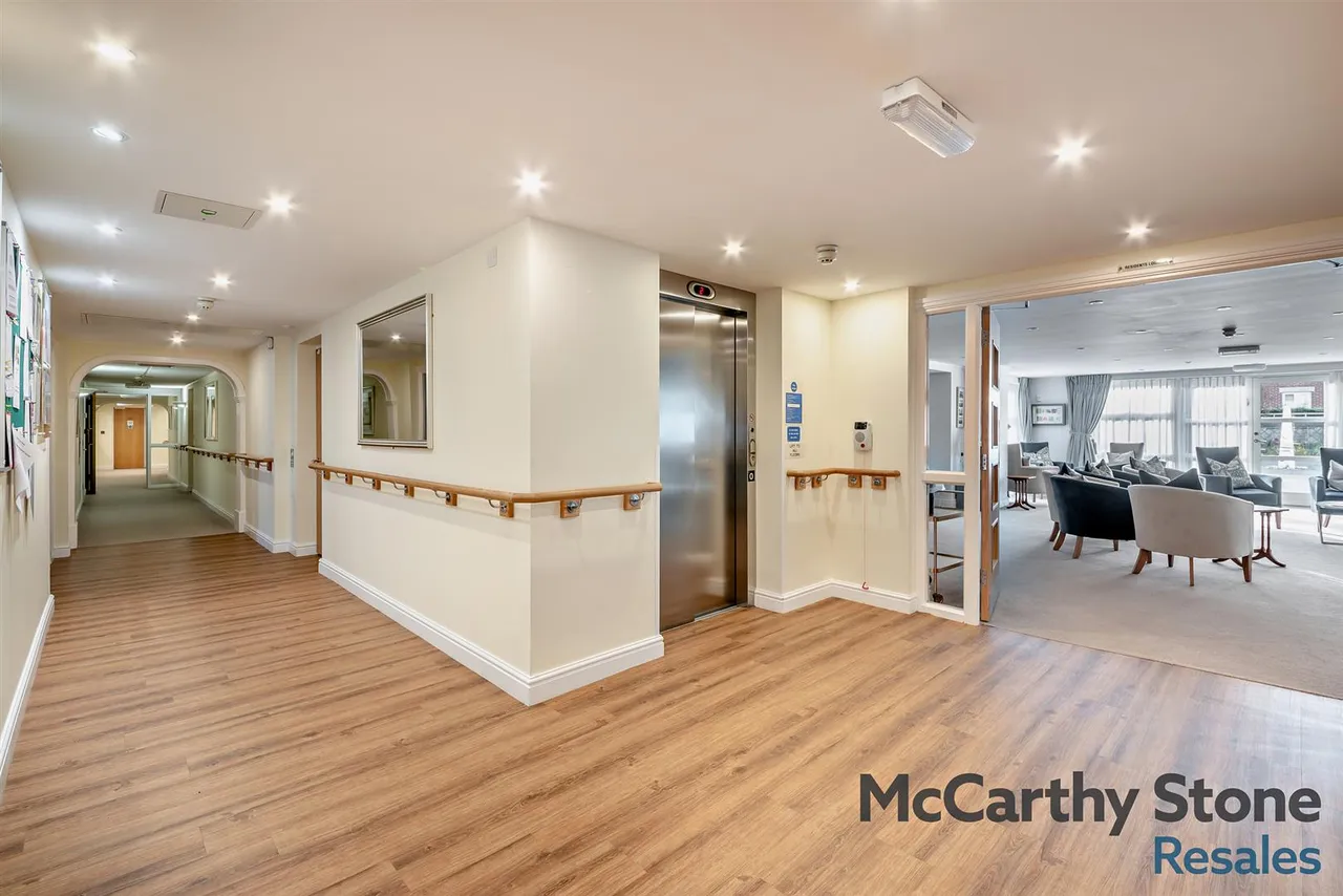 New Road, Basingstoke, RG21, photo 15