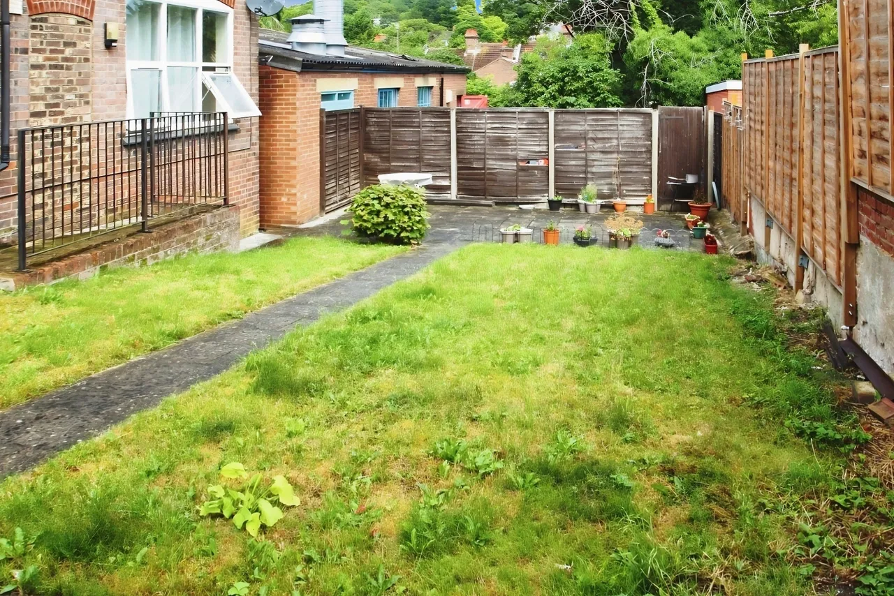 High Town Road, High Town, LU2, photo 6