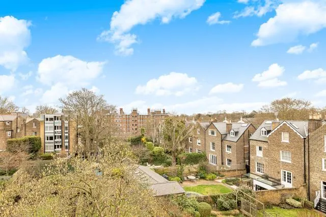 Marlborough Road, Richmond, TW10, photo 13