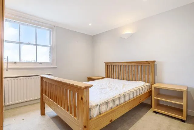 Marlborough Road, Richmond, TW10, photo 16