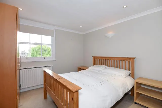 Marlborough Road, Richmond, TW10, photo 4