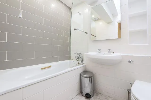 Marlborough Road, Richmond, TW10, photo 14