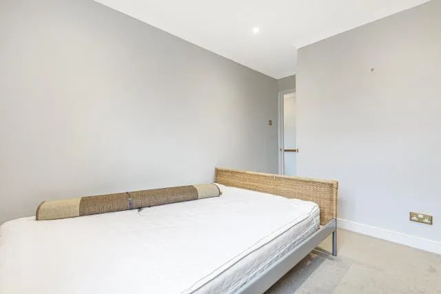 Marlborough Road, Richmond, TW10, photo 19