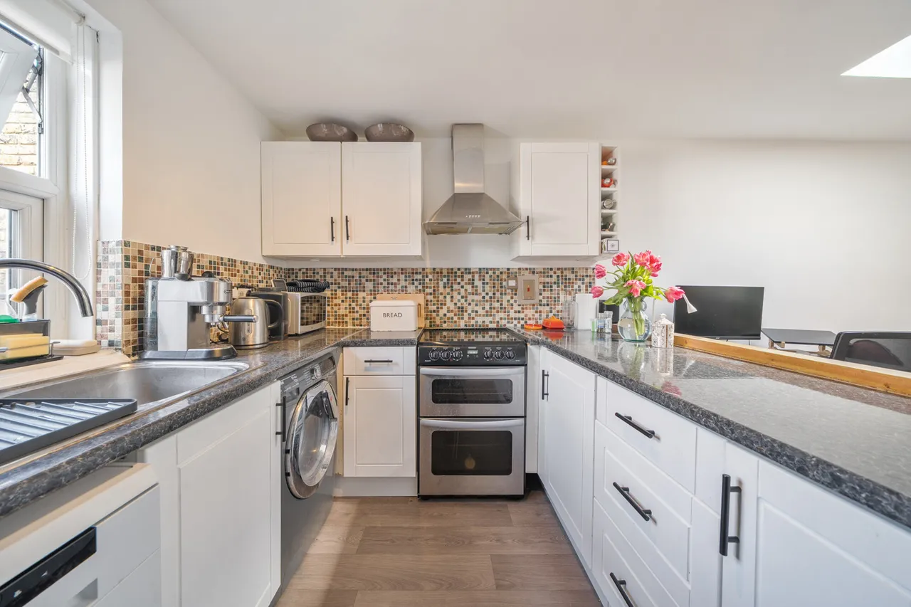 Pickworth Close, SW8, photo 3