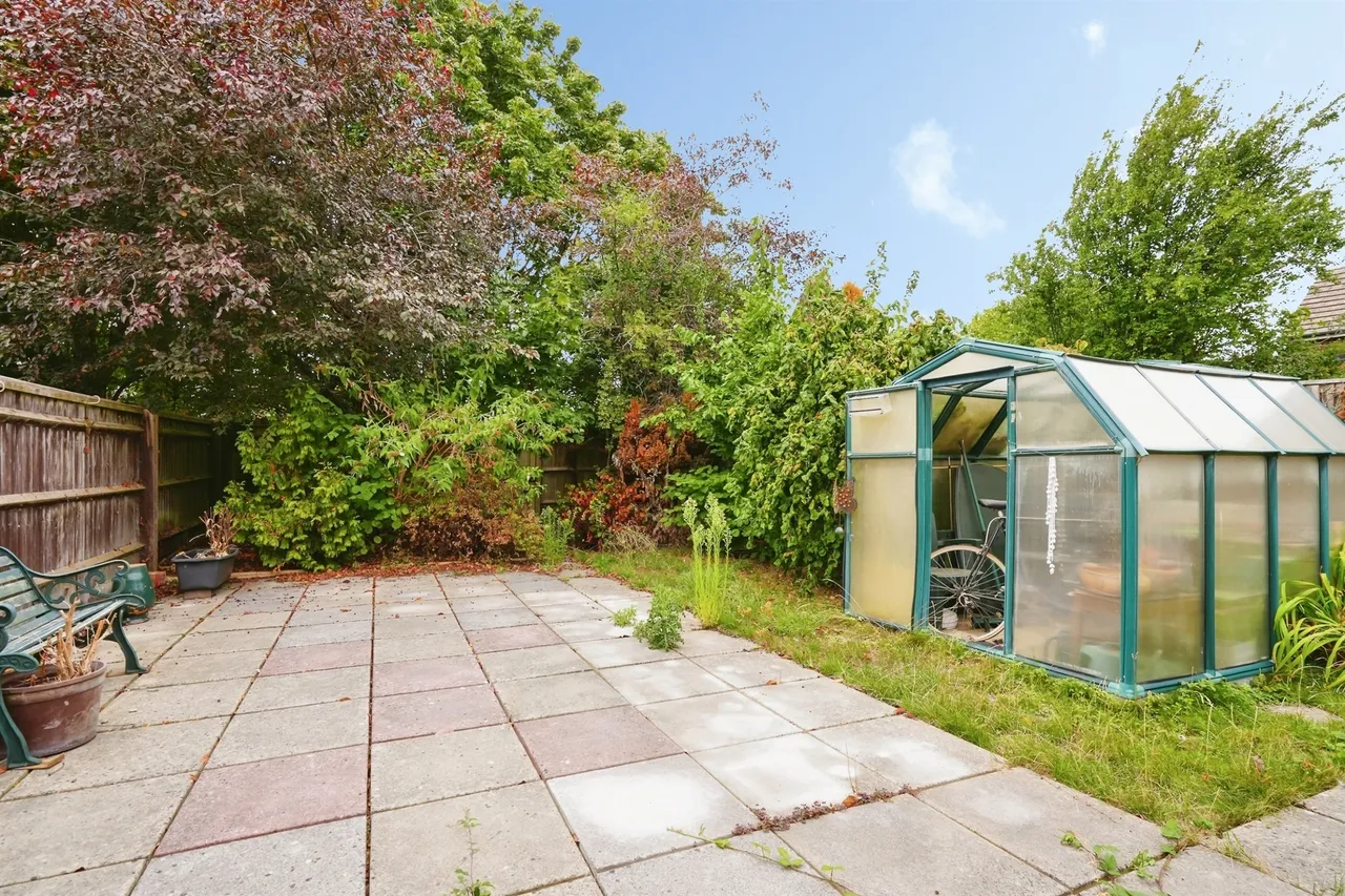 Sovereign Close, Didcot, OX11, photo 4