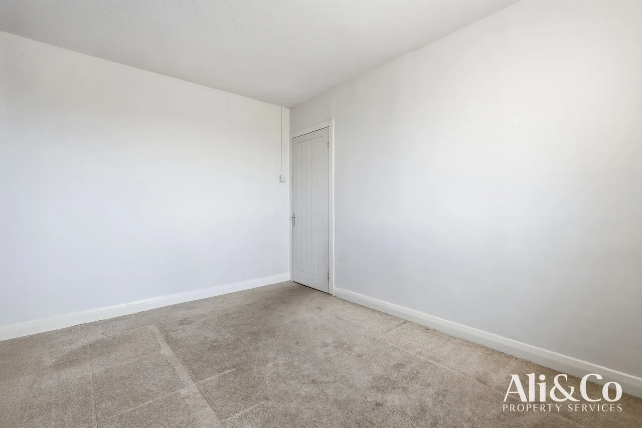 Grays, Essex, RM16 2BD, photo 13