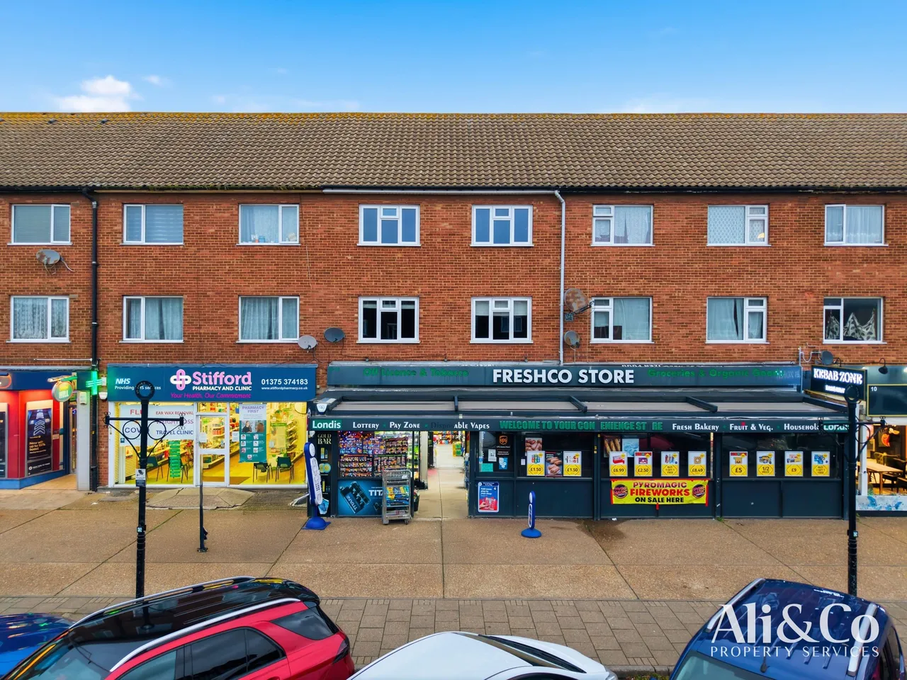 3 bed flat for sale — Grays, Essex, RM16 2BD