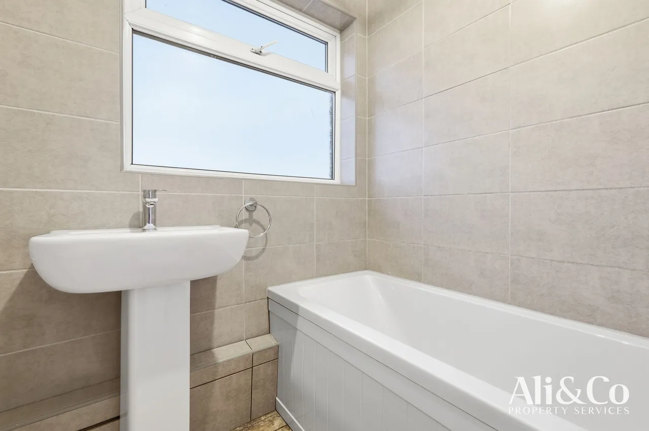 Grays, Essex, RM16 2BD, photo 14