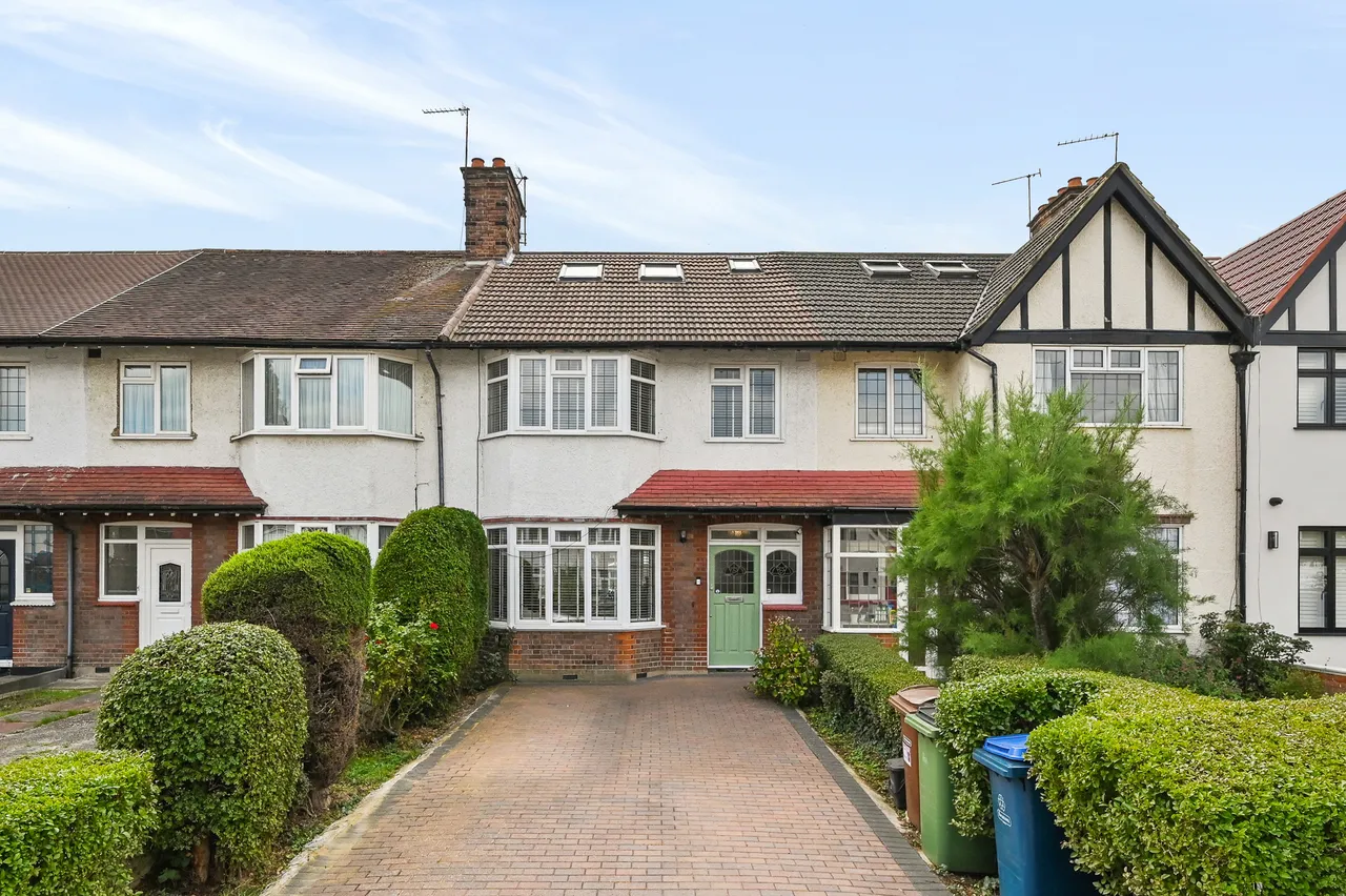 5 bed house for sale, Woodlands, North Harrow, HA2