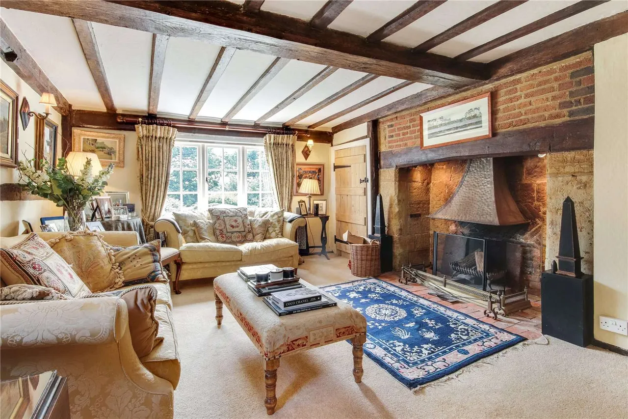 Mount Pleasant, Lamberhurst, Tunbridge Wells, Kent, TN3 8LX, photo 5