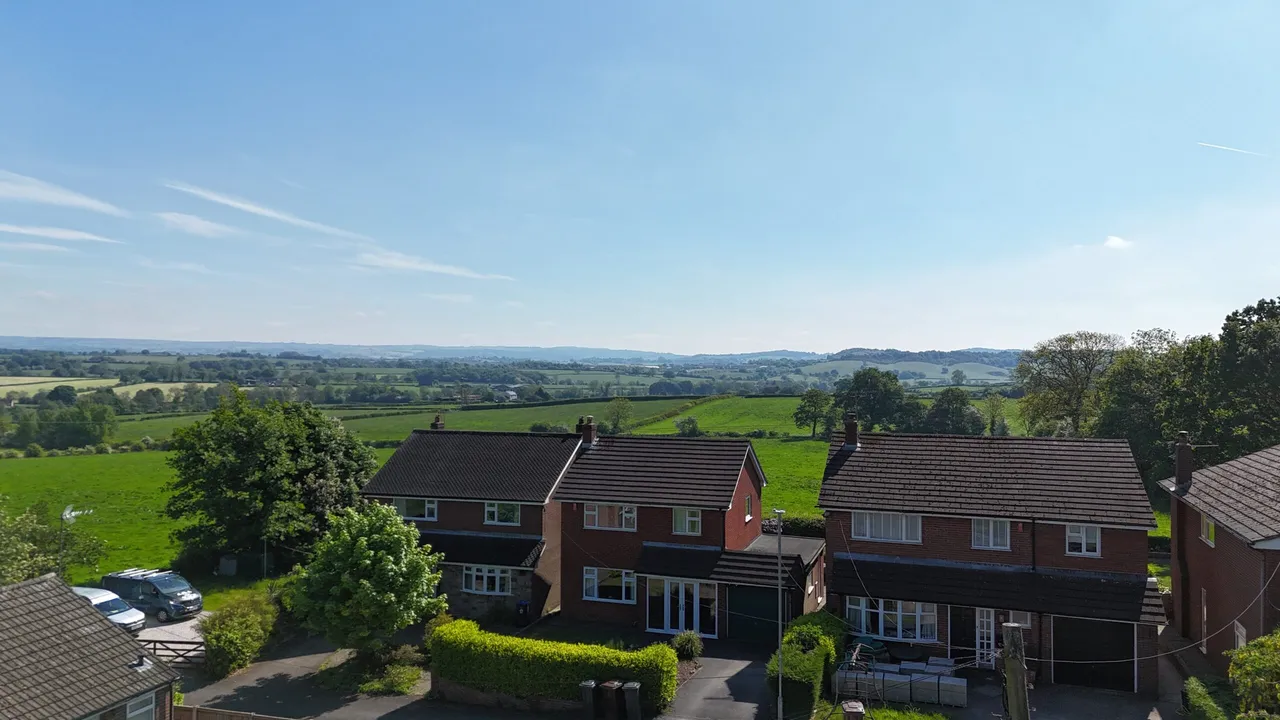 School Close, Dilhorne, ST10, photo 28