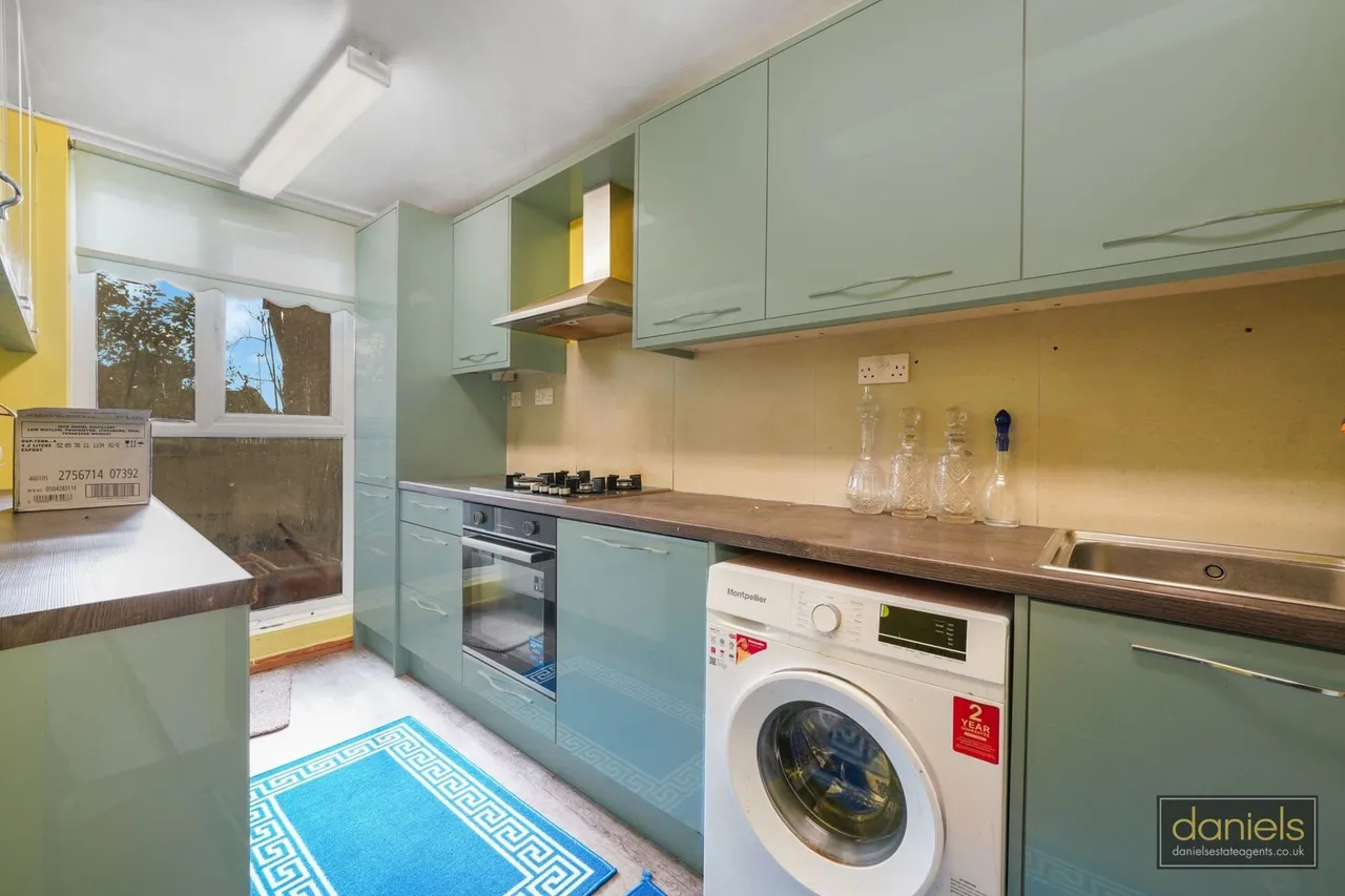 Tollhurst Drive, Queens Park, W10, photo 4