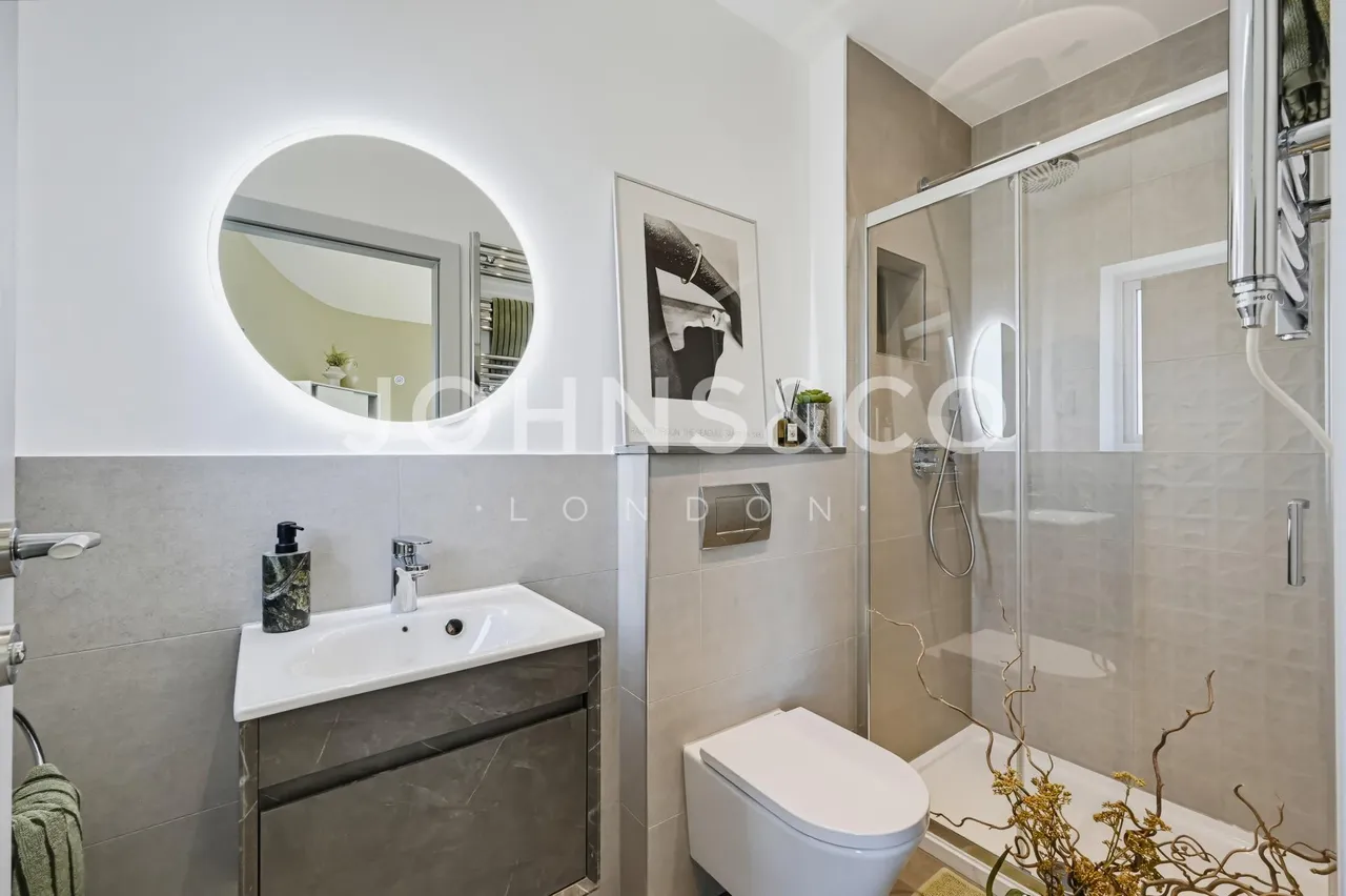 Rothbury Row, Isleworth, TW7, photo 16