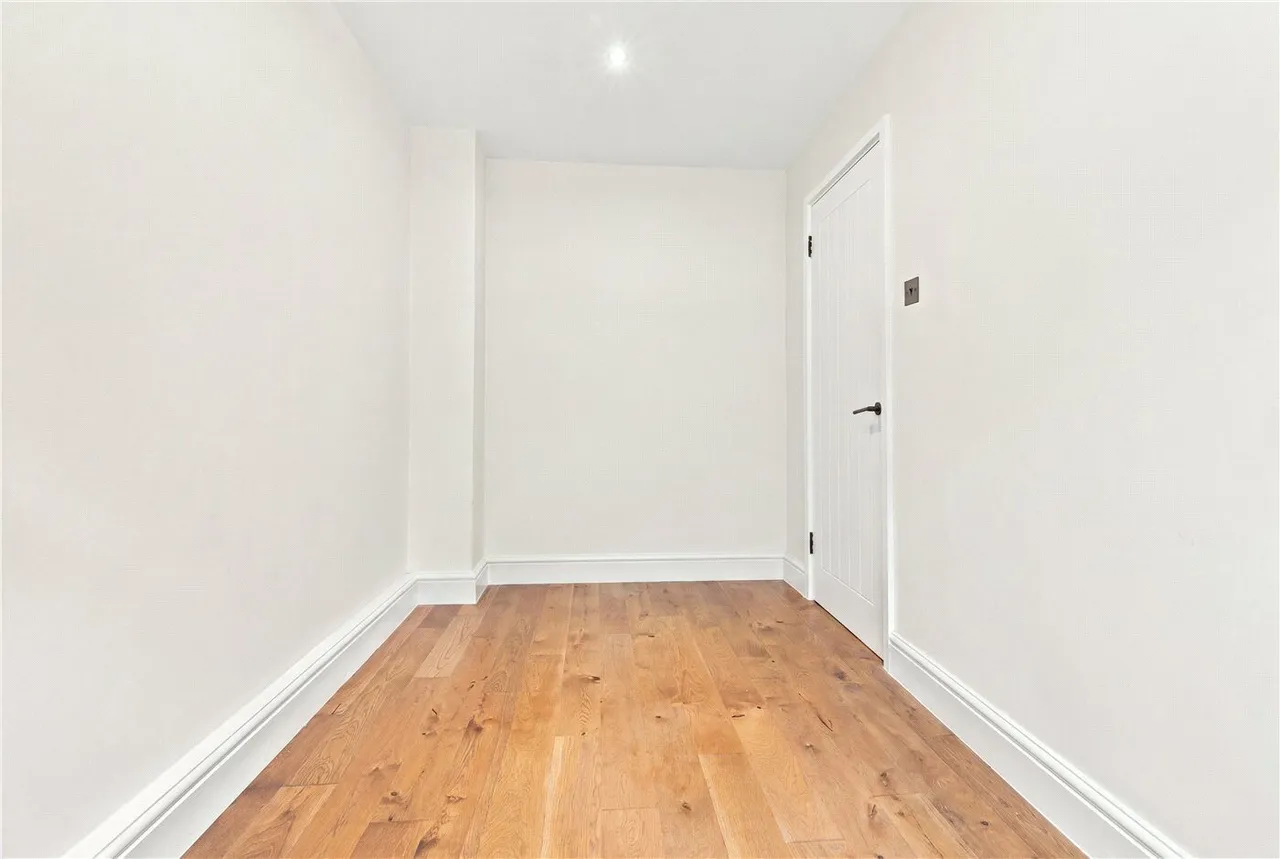 Bakers Hill, London, E5, photo 13