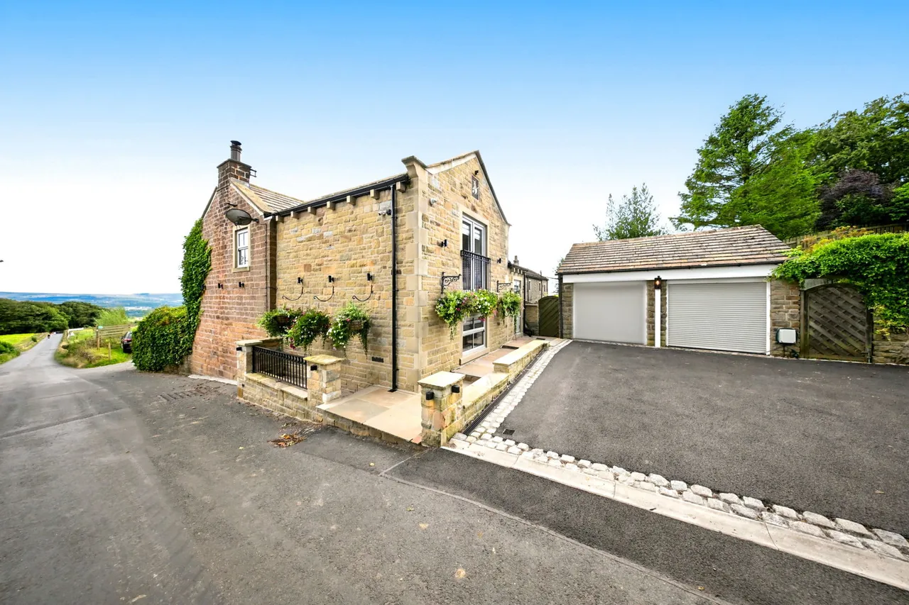 Heights Lane, Fence, BB12, photo 55