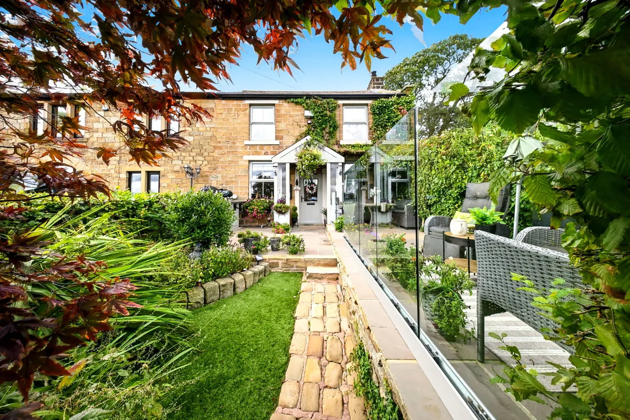 Heights Lane, Fence, BB12, photo 59