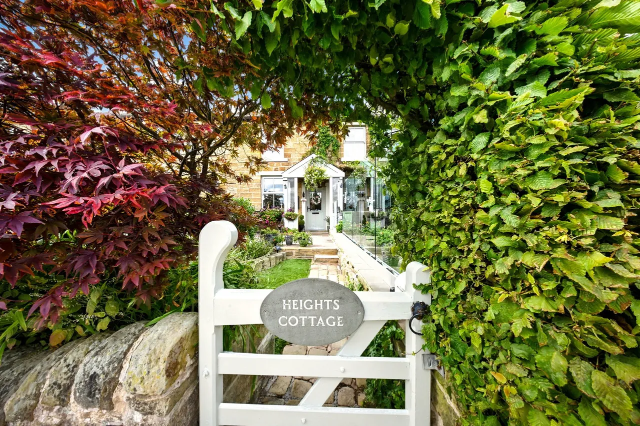 Heights Lane, Fence, BB12, photo 24
