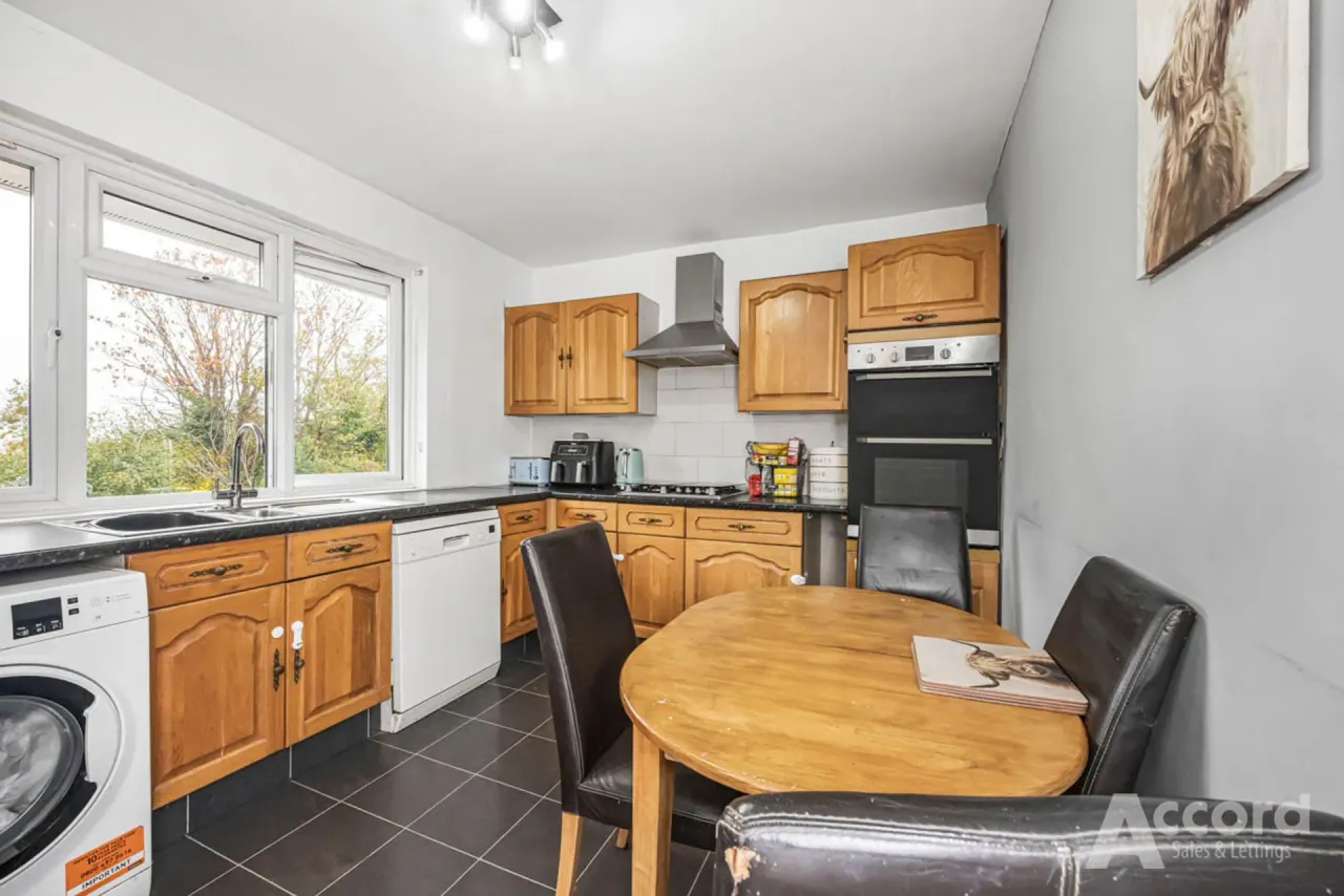 Chelmsford Avenue, Romford, RM5, photo 22