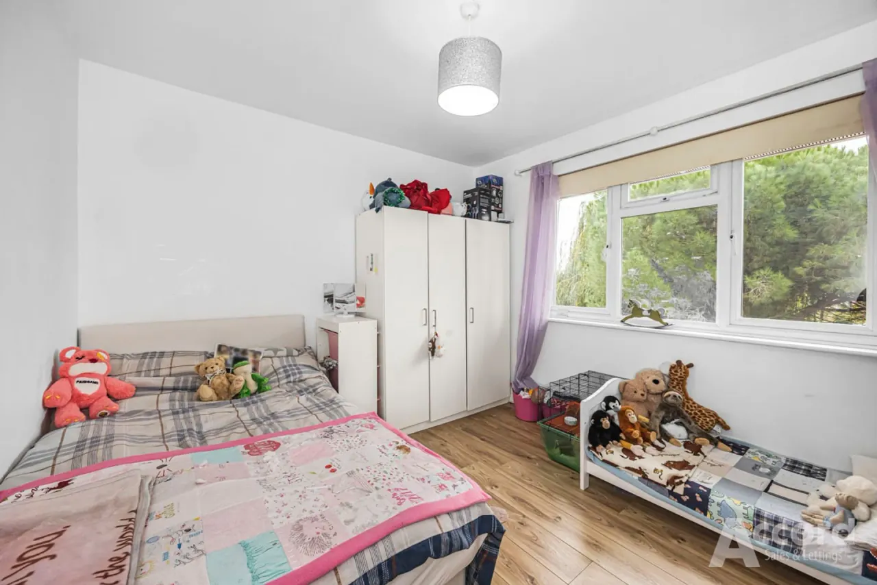 Chelmsford Avenue, Romford, RM5, photo 25