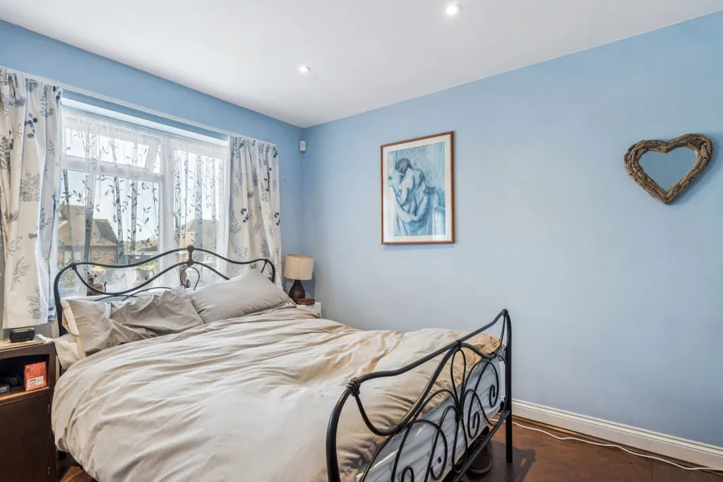 Lower Ridge, Bourne End SL8 5BL, photo 8