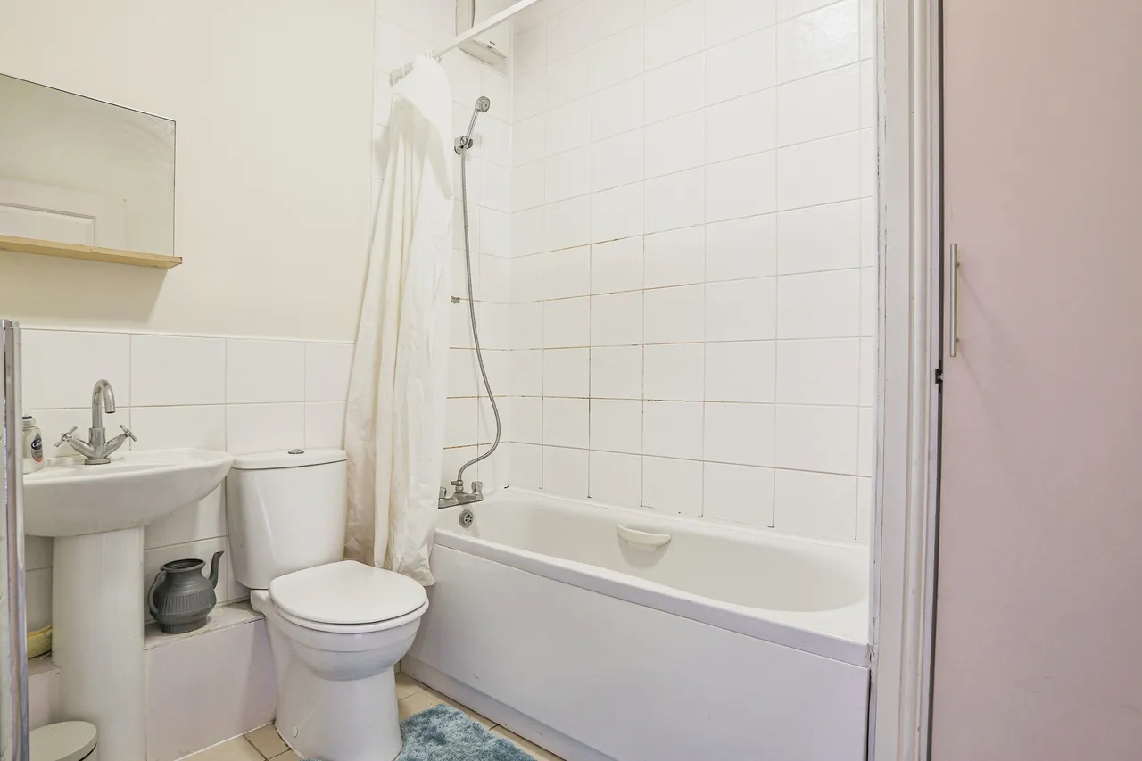 Kirkgate, Leeds, West Yorkshire, LS2, photo 7