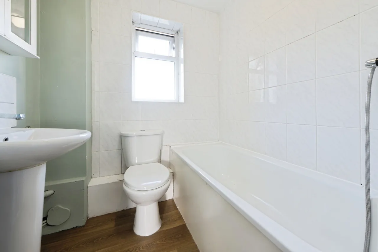 St. Faiths Close, Gosport, PO12, photo 7