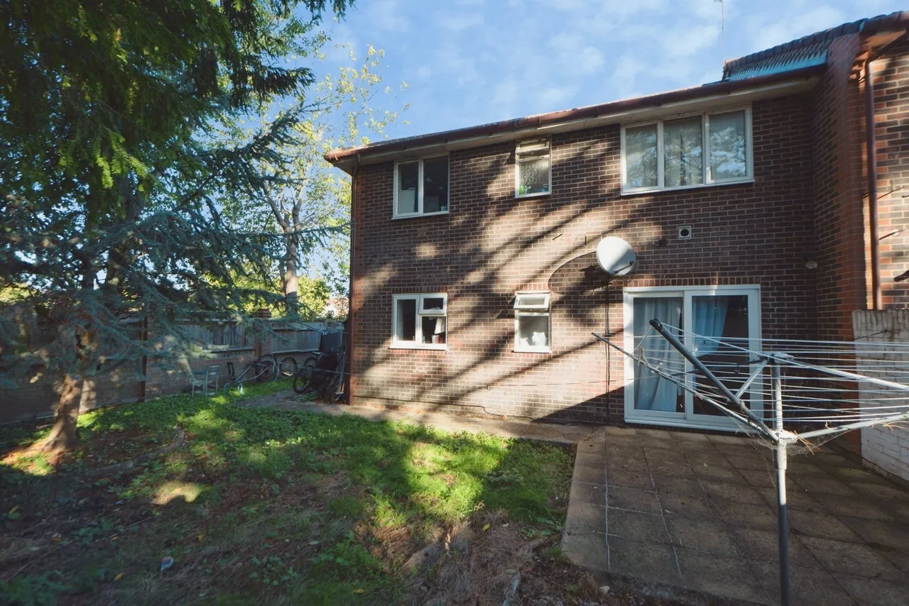 St. Faiths Close, Gosport, PO12, photo 4