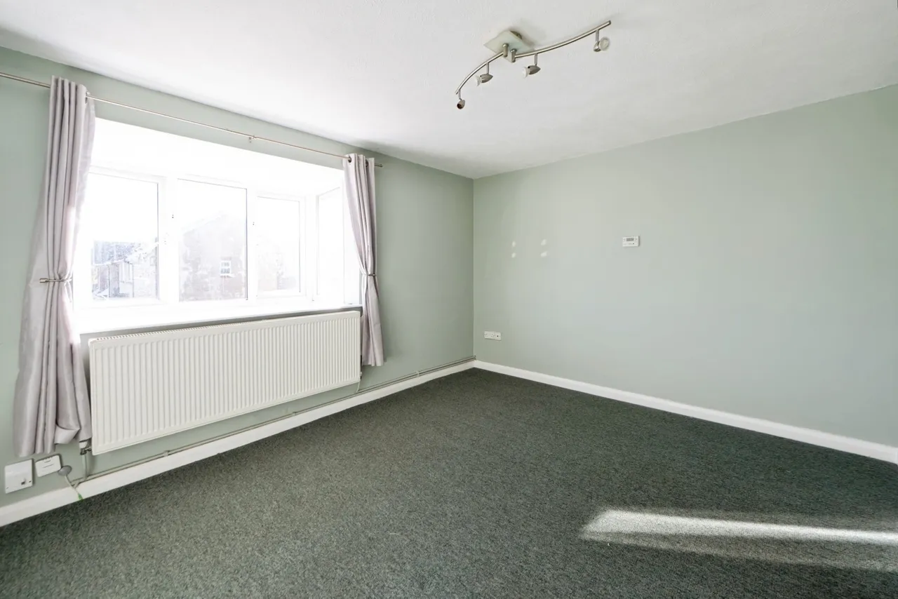 St. Faiths Close, Gosport, PO12, photo 5