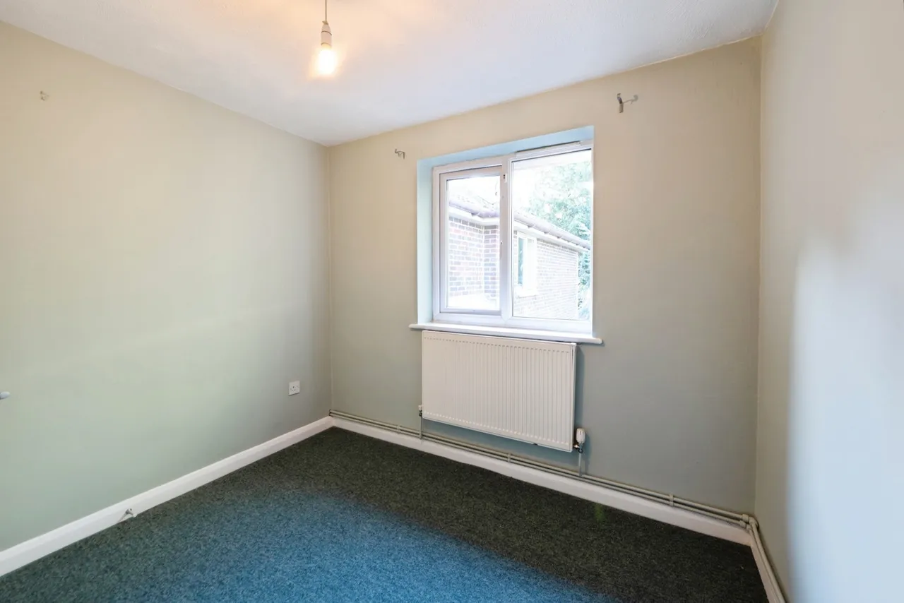 St. Faiths Close, Gosport, PO12, photo 9