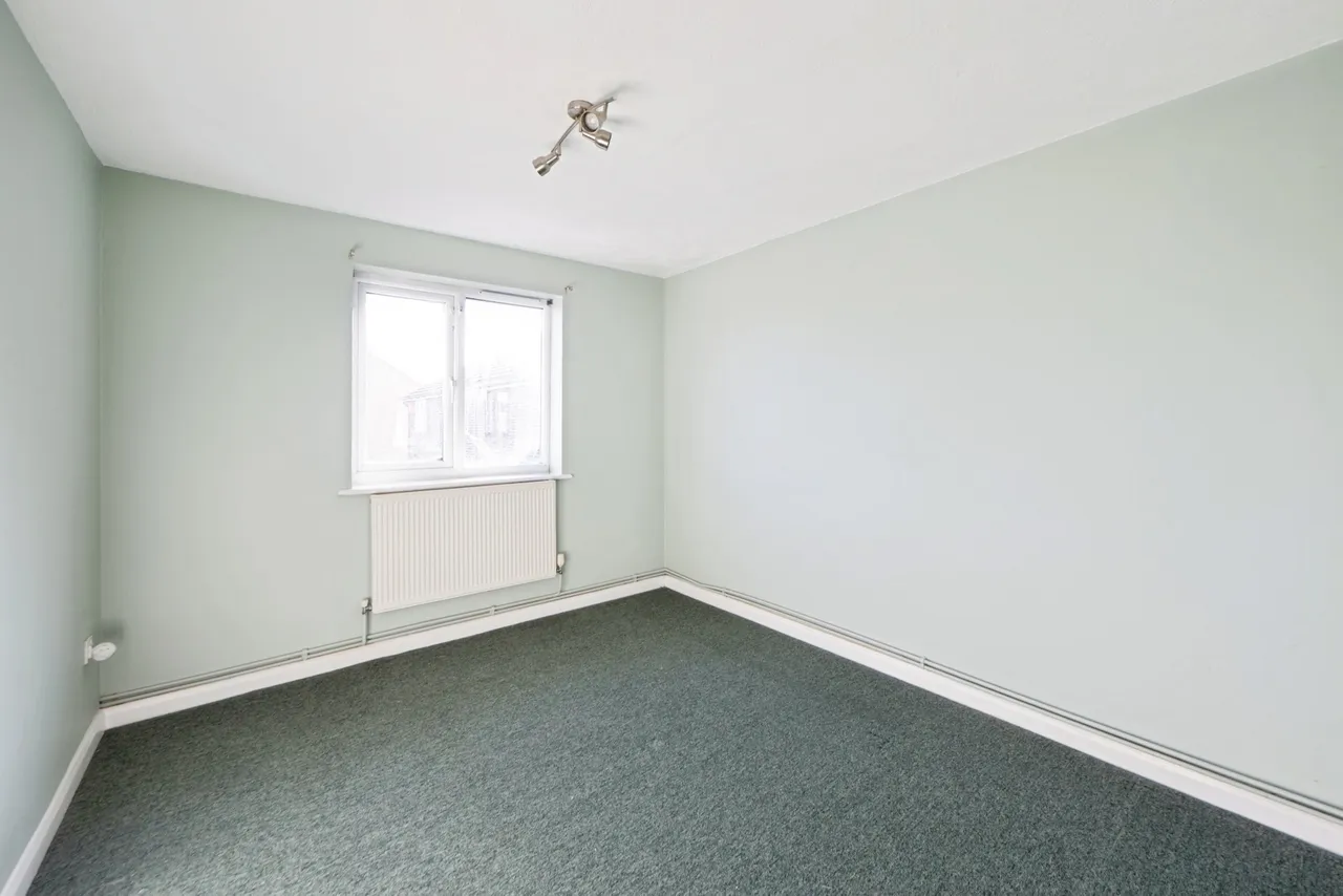 St. Faiths Close, Gosport, PO12, photo 11