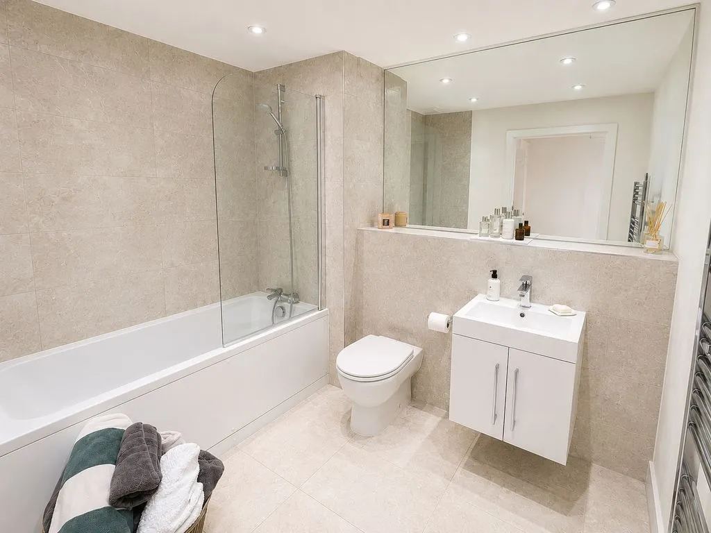 West Wycombe Road, High Wycombe HP12 3AW, photo 6