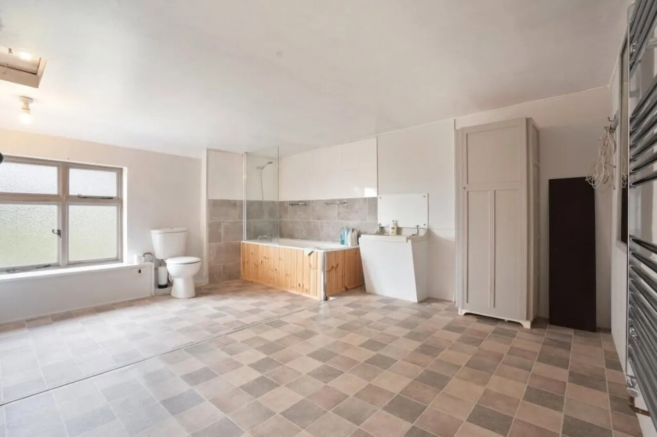 Plantation Road, East Markham, NG22, photo 13