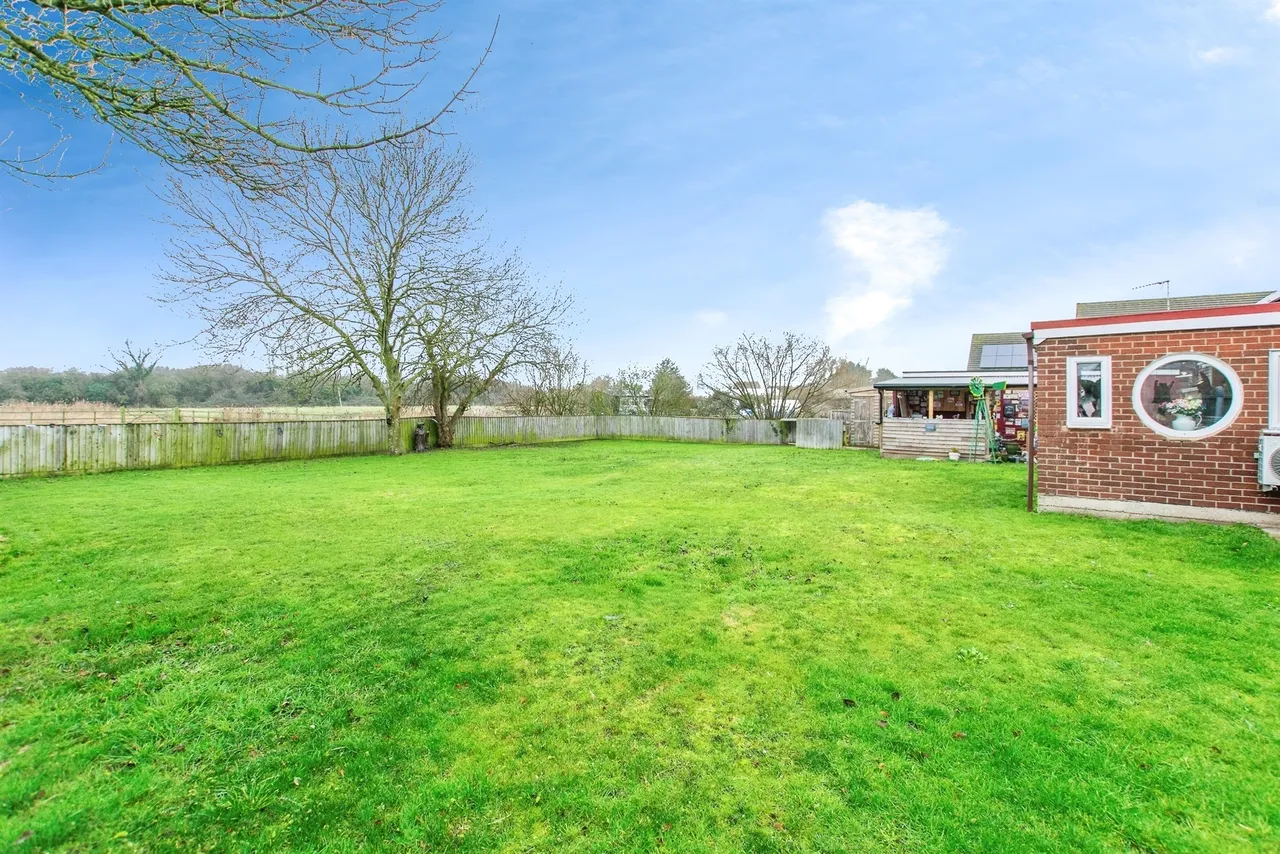 Front Road, Murrow, PE13, photo 16
