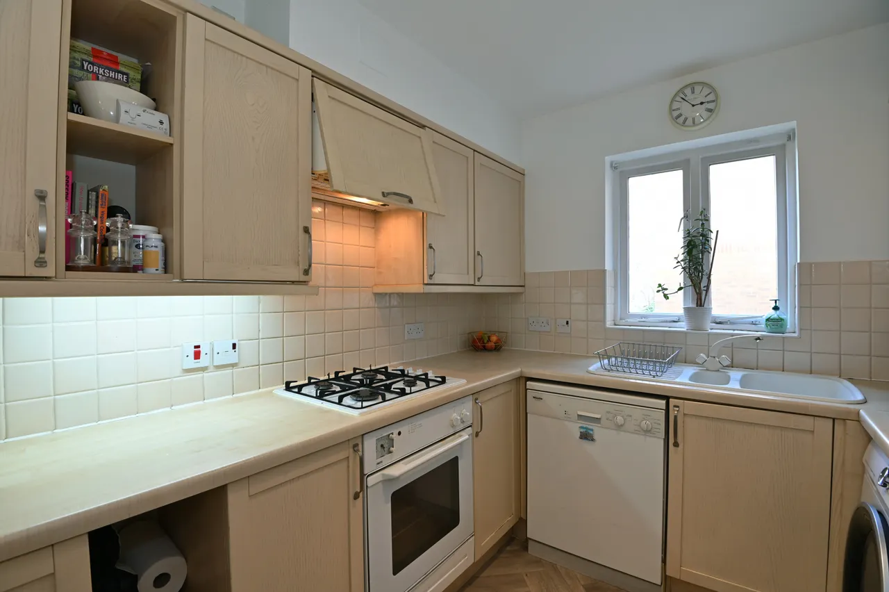 Coverdale Road, London, NW2, photo 9