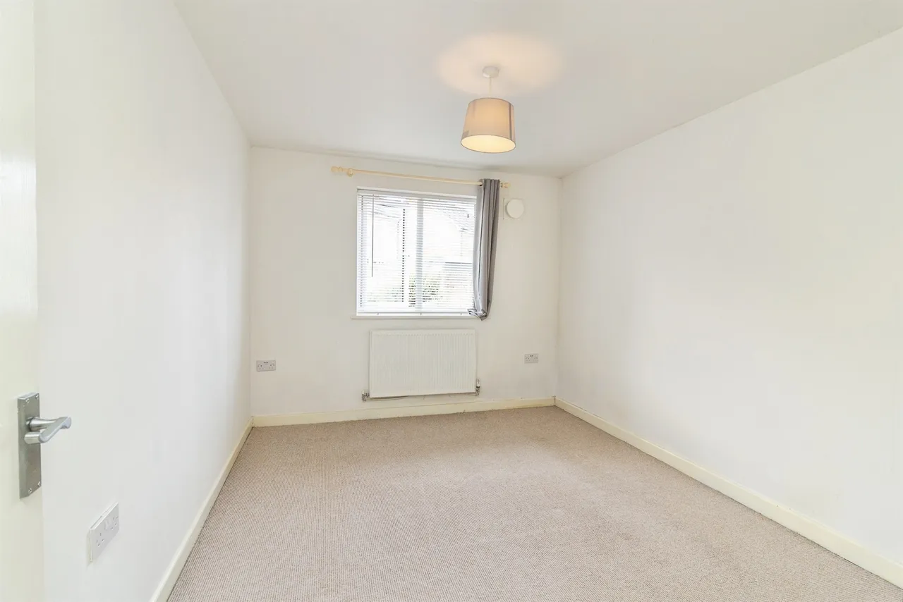 Bunkers Crescent, Bletchley, MK3, photo 11