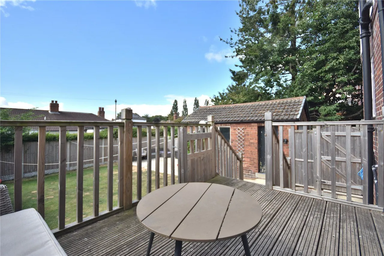 Sherbrooke Avenue, Leeds, LS15, photo 15