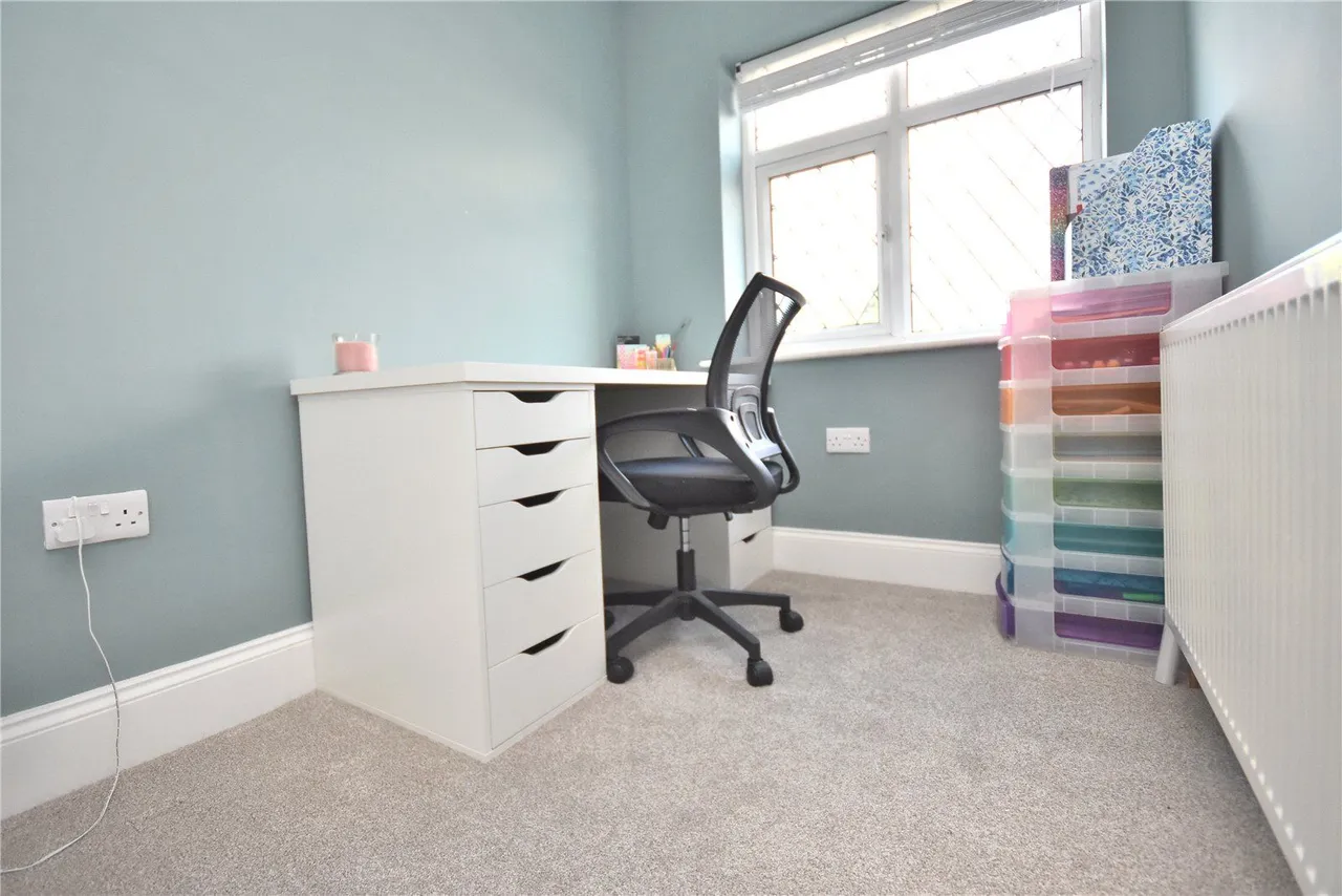 Sherbrooke Avenue, Leeds, LS15, photo 11