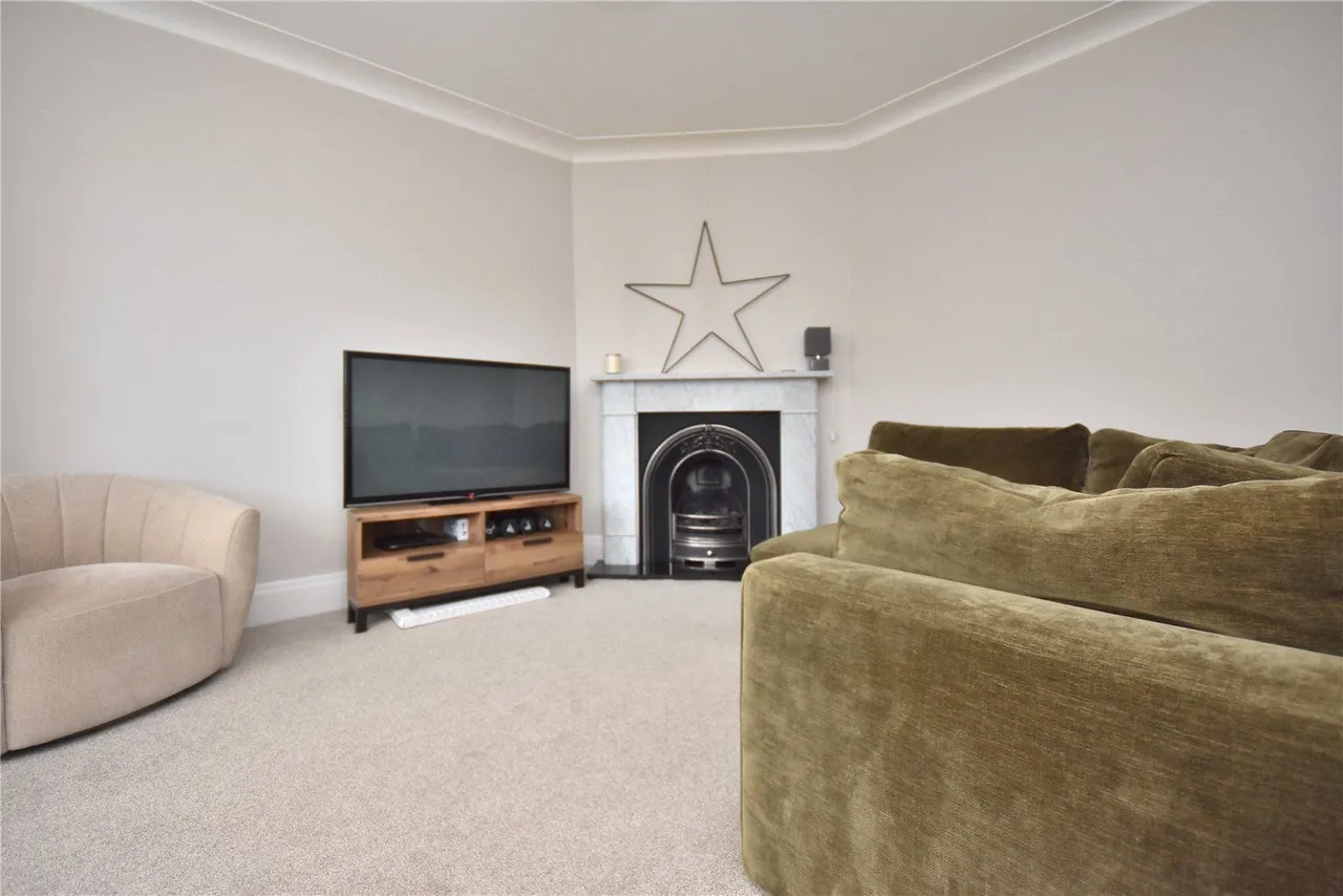 Sherbrooke Avenue, Leeds, LS15, photo 3