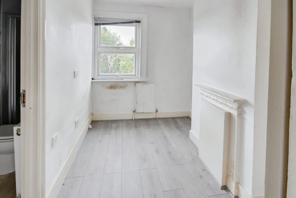 Wiggenhall Road, Watford, photo 7