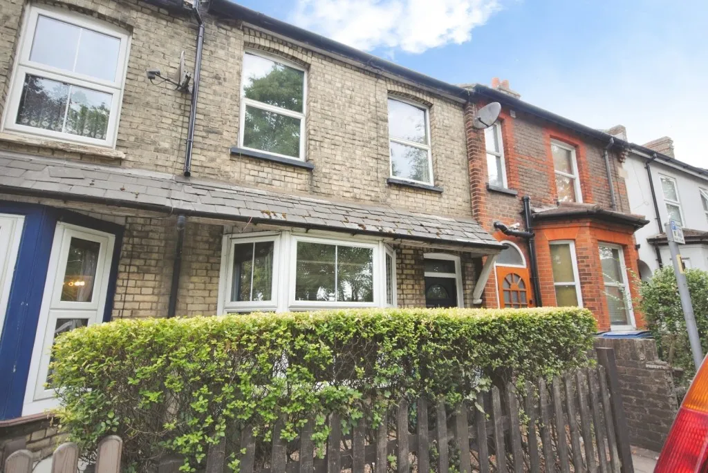 3 bed house for sale, Wiggenhall Road, Watford
