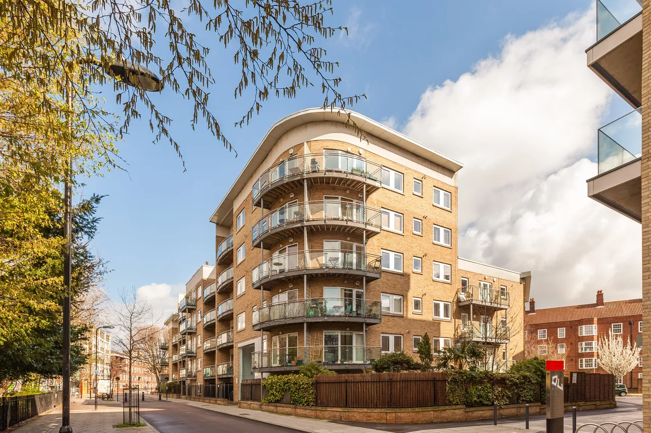 Flat 11 Goldsmiths Apartments, 58 Goldsmiths Row, London, photo 9