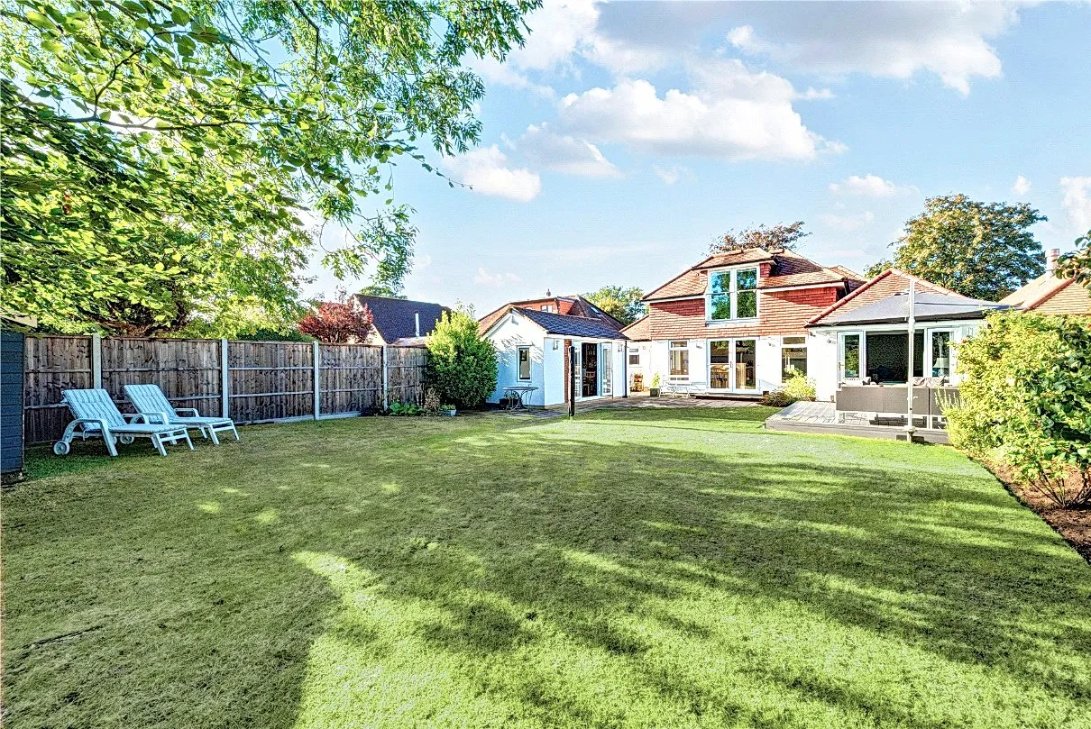 Maple Grove, Woking, GU22, photo 11