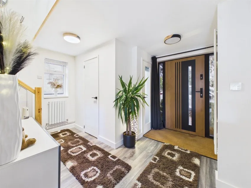 Colerne Drive, Hucclecote, photo 14
