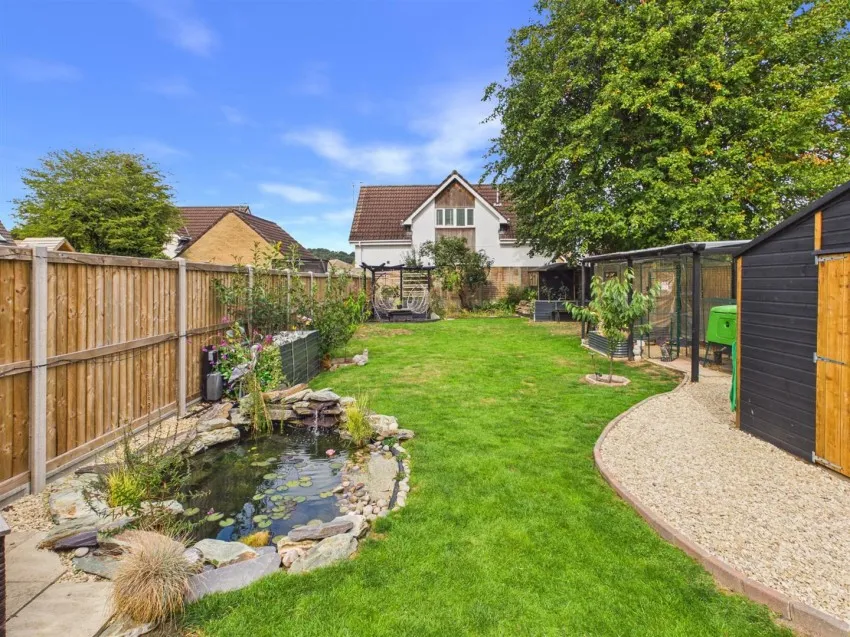 Colerne Drive, Hucclecote, photo 24