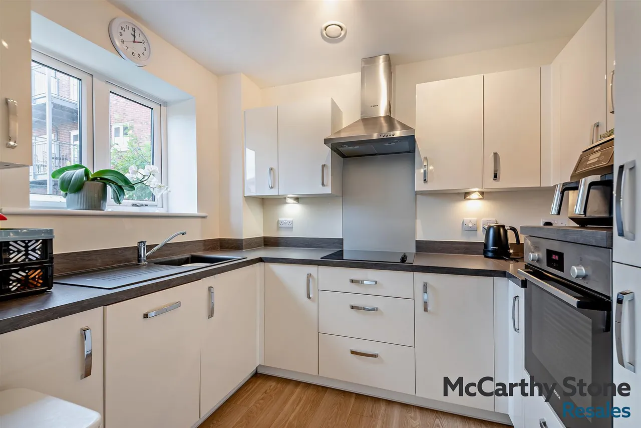 The Moors, Thatcham, RG19, photo 6