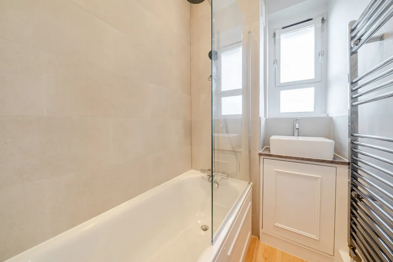 Bolney Street, Vauxhall, London, SW8, photo 8