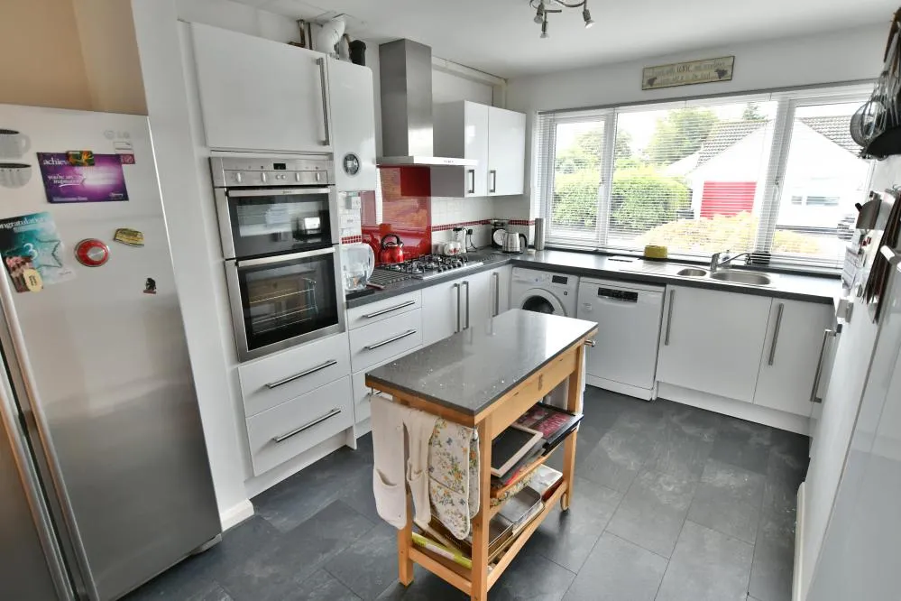 Foxcroft Drive, Colehill, BH21, photo 5