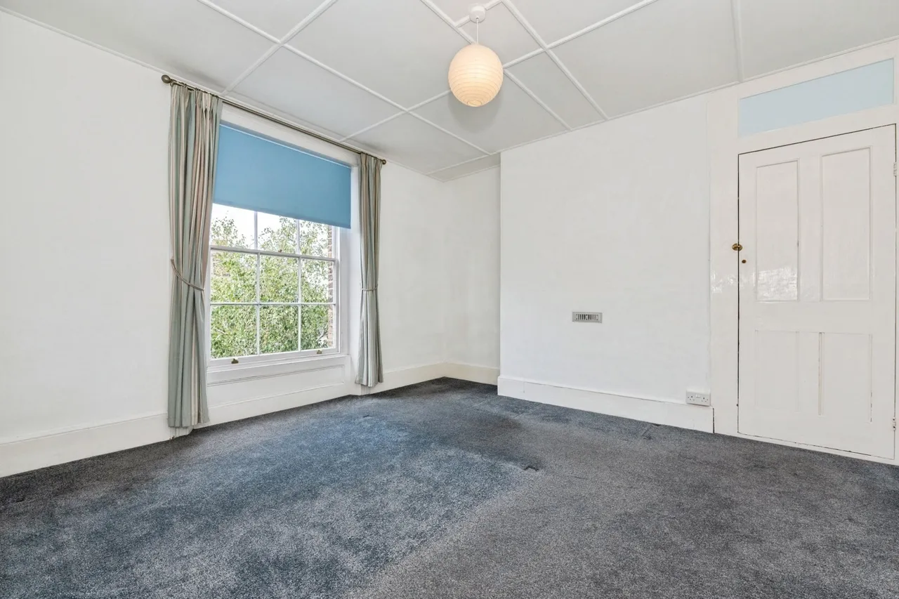 Wrotham Road, Gravesend, DA11, photo 4