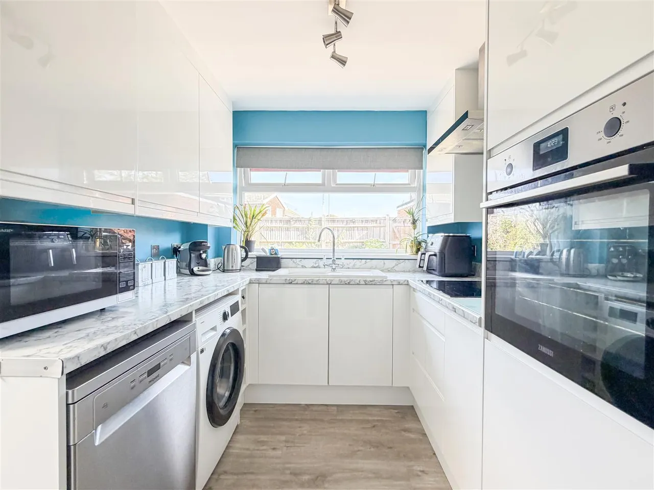 Magnolia Walk, Eastbourne, BN22 0SR, photo 7